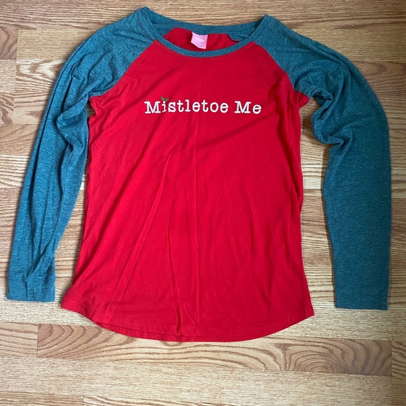 Christmas Pajamas NWOT - Picture 2 of 5